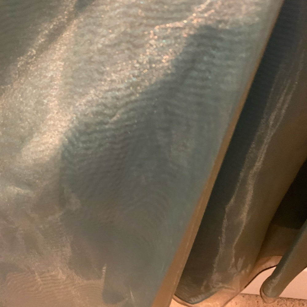 Dress - Picture 3 of 7